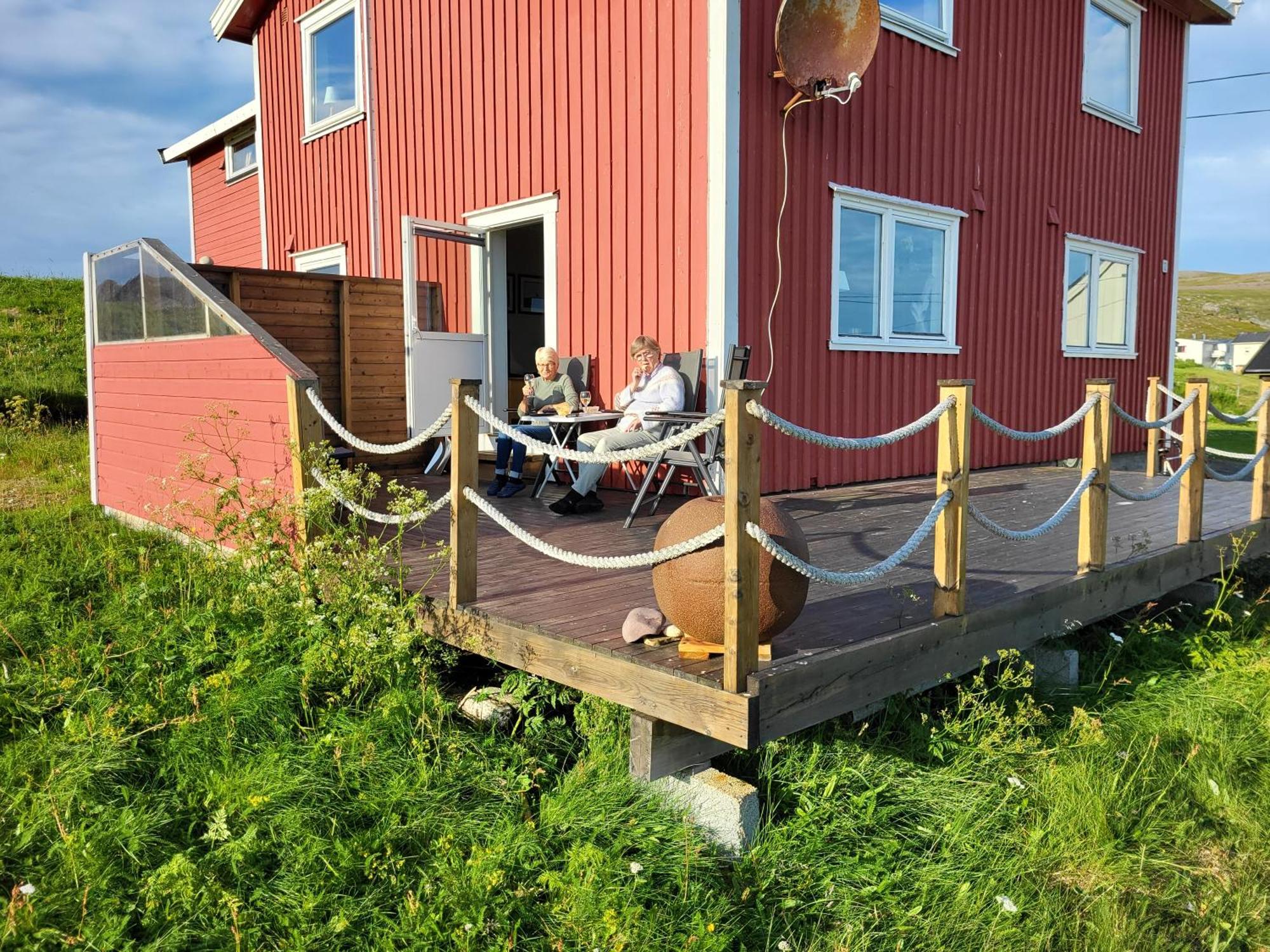 Feriehus Ved Barentshavet - Holiday Home By The Barents Sea Ytre Kiberg エクステリア 写真